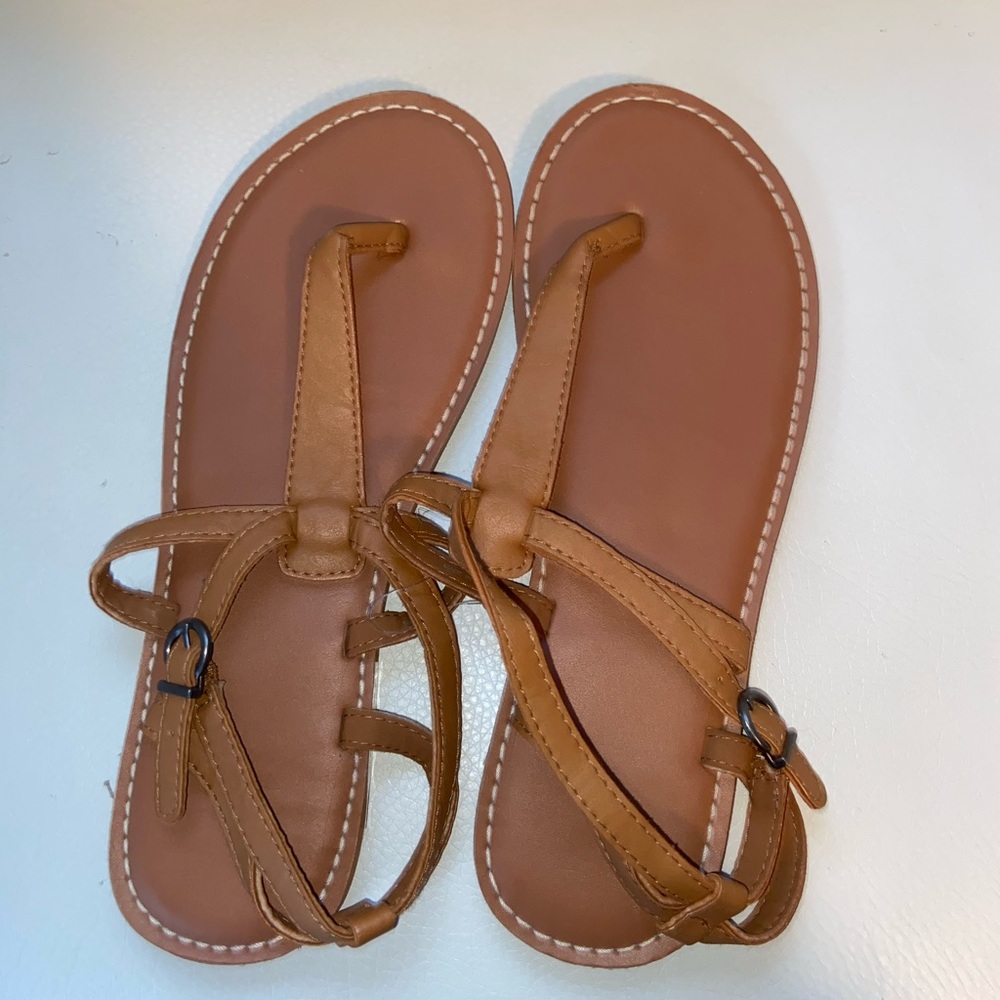 Hollister sandals